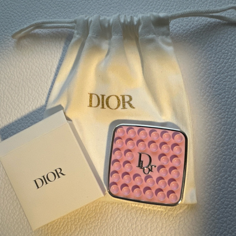 Dior Pink Octobuddy Phone Accessory Silver Logo BNIB W/Pouch - Picture 2 of 4